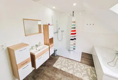 Ein Badezimmer in der Unterkunft Apartment Nähe Airbus