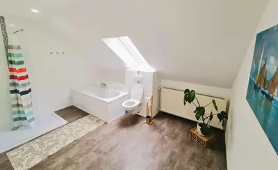 Ein Badezimmer in der Unterkunft Apartment Nähe Airbus