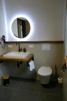 Ein Badezimmer in der Unterkunft Beim Winkel Max