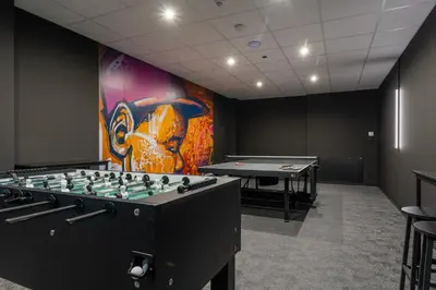 Eine Spielezimmer in der Unterkunft JustStay München Hotel & Apartments