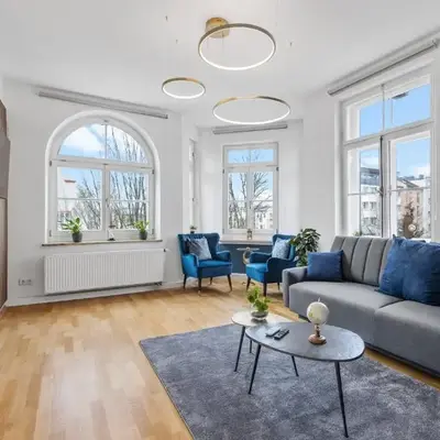 cruwzo I Exclusive Apartments in Central location with Parking