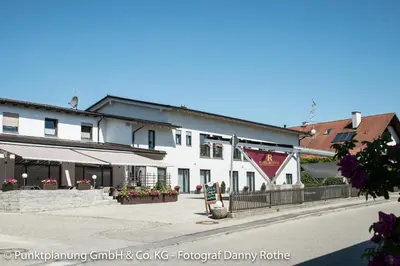 Das Gebäude in dem sich das Hotel befindet