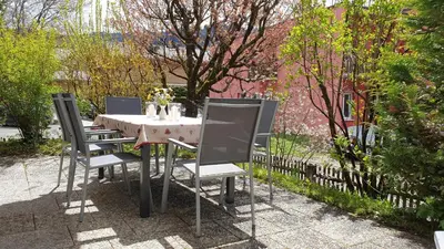 Ein Garten an der Unterkunft Ferienwohnung Stubengold