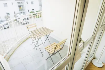 Ein Balkon oder eine Terrasse in der Unterkunft raum life - Design Apartment in Hallbergmoos
