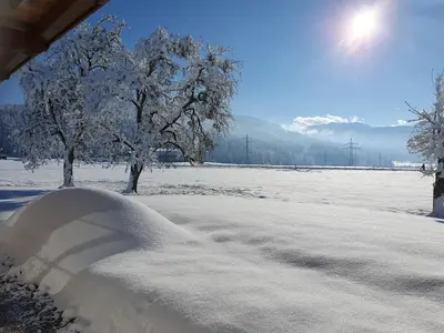 Bergeblick Bichl an der Ludlmühle im Winter
