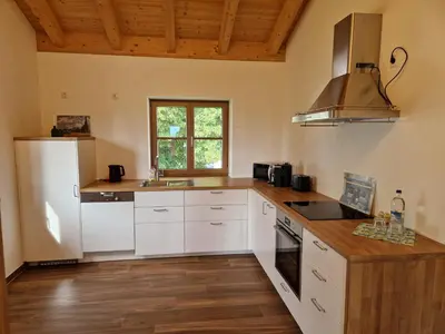 Küche/Küchenzeile in der Unterkunft Bergeblick Bichl an der Ludlmühle