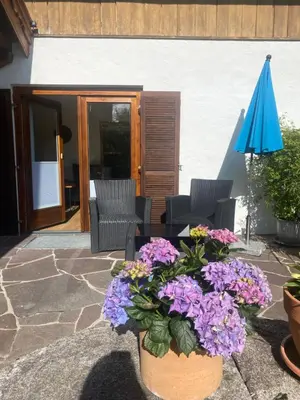 Ein Garten an der Unterkunft tiefkar8 
