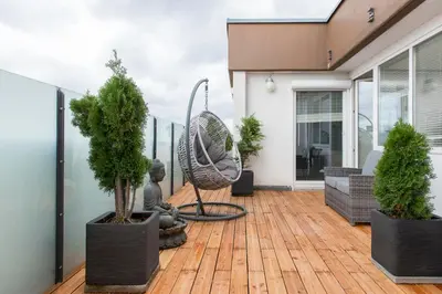 Ein Sitzbereich in der Unterkunft Munich Rooftop Retreat