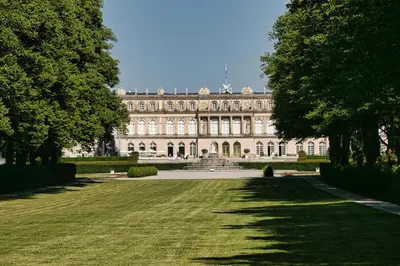 Ein Garten an der Unterkunft Steinbachhof Chiemsee