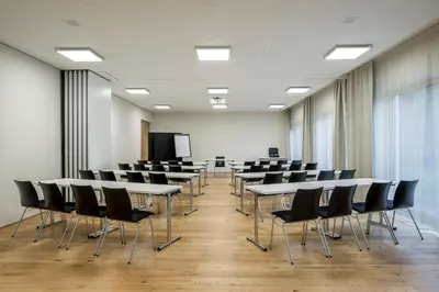 Der Geschäftsbereich oder Konferenzraum in der Unterkunft Bader Hotel
