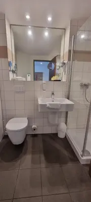 Ein Badezimmer in der Unterkunft Euro Hotel Friedberg