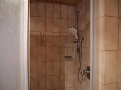 Ein Badezimmer in der Unterkunft Ferienwohnung in Weichs