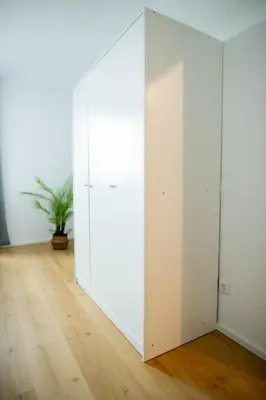 Grundriss der Unterkunft C4S -COME4STAY -InnHarmony- Stilvoll eingerichtetes Apartment für bis zu 8 Personen - Hochwertige Betten I voll ausgestattete Küche I Balkon I Badezimmer I WLAN I Smart TV