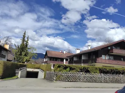 Das Gebäude in dem sich die Ferienwohnung befindet