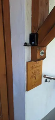 Ein Bett oder Betten in einem Zimmer der Unterkunft Ruhige Ferienwohnung Nussbaum mit kostenlosem Parkplatz ideal für Monteure, Geschäftsreisende, Paare & Durchreisende