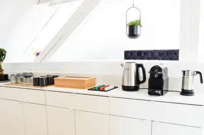 Kaffee-/Teezubehör in der Unterkunft stycoz - Modernes Loft - 60 m2 - Küche - Parken