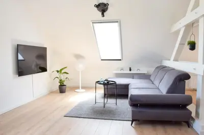 TV/Unterhaltungsangebot in der Unterkunft stycoz - Modernes Loft - 60 m2 - Küche - Parken