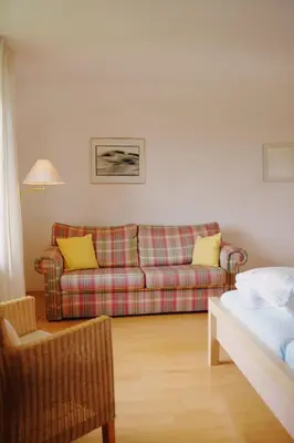 Ein Sitzbereich in der Unterkunft Ferienwohnung Wallner
