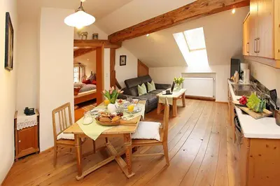 Ein Sitzbereich in der Unterkunft Ferienwohnung Lechner