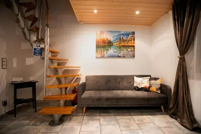 Ein Sitzbereich in der Unterkunft Alpina Haus