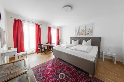 Ein Bett oder Betten in einem Zimmer der Unterkunft Hotel Freischütz