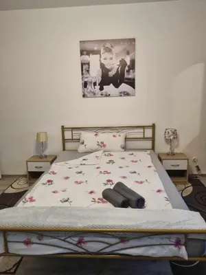 Ein Bett oder Betten in einem Zimmer der Unterkunft Gasthaus Weigl