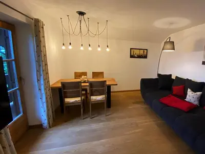 Ein Sitzbereich in der Unterkunft Summererhof Hausham
