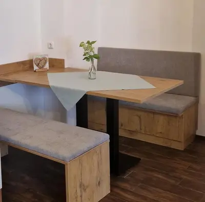 Ein Sitzbereich in der Unterkunft Ferienwohnung beim Binder