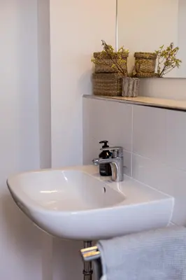 Ein Badezimmer in der Unterkunft Ferienhaus Flying Roots Wackersberg