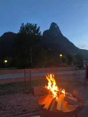Ein allgemeiner Bergblick oder ein Berglick von der Ferienwohnung aus