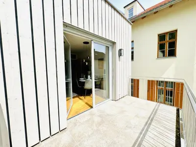 Ein Balkon oder eine Terrasse in der Unterkunft UNiQE - design Apartments - SKY-TV - Audi - free parking