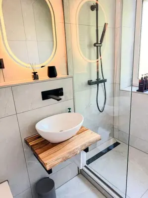 Ein Badezimmer in der Unterkunft City-Apartment - private parking