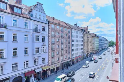 Ein allgemeiner Blick auf München oder ein Stadtblick von des Hotels aus
