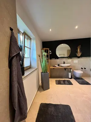 Grundriss der Unterkunft Stay Nice Apartments Dorfen Nähe München Jacuzzi Grillkota 75 Zoll TV