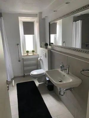 Ein Badezimmer in der Unterkunft Ferienwohnung Lechfeld