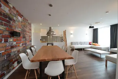 Ein Sitzbereich in der Unterkunft 3 Bathroom, Rhapsody In Roof, Penthouse