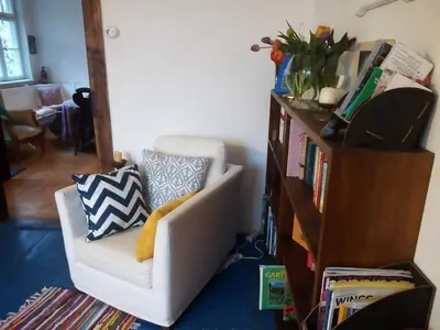 Ein Sitzbereich in der Unterkunft Ferienwohnung am Walnussbaum
