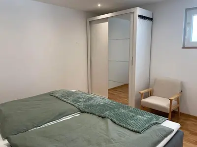 Ein Bett oder Betten in einem Zimmer der Unterkunft 1,5-Zimmer, Top ausgestattet, 4 Pers, Souterrain, Self Check-in, Parkplatz, Netflix & Amazon Prime