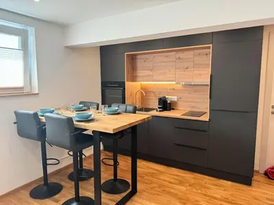 Küche/Küchenzeile in der Unterkunft 1,5-Zimmer, Top ausgestattet, 4 Pers, Souterrain, Self Check-in, Parkplatz, Netflix & Amazon Prime