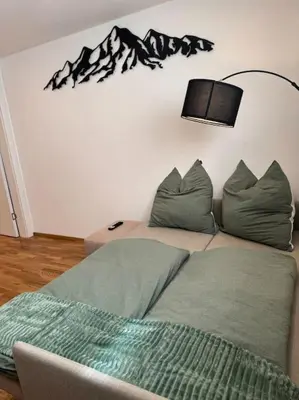 Ein Bett oder Betten in einem Zimmer der Unterkunft 1,5-Zimmer, Top ausgestattet, 4 Pers, Souterrain, Self Check-in, Parkplatz, Netflix & Amazon Prime