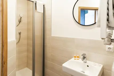 Ein Badezimmer in der Unterkunft Pension Märkl Augsburg