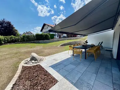 Ein Garten an der Unterkunft Ferienhaus Sarah