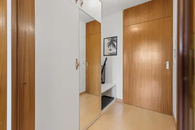 Grundriss der Unterkunft Sonniges City-Apartment mit Südbalkon und Parklatz