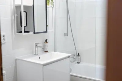 Ein Badezimmer in der Unterkunft Sonniges City-Apartment mit Südbalkon und Parklatz
