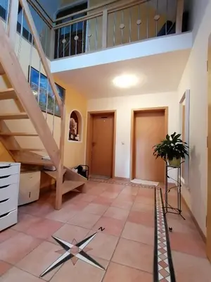 Grundriss der Unterkunft Großzügiges Wohnstudio mit Balkon und Badbenutzung