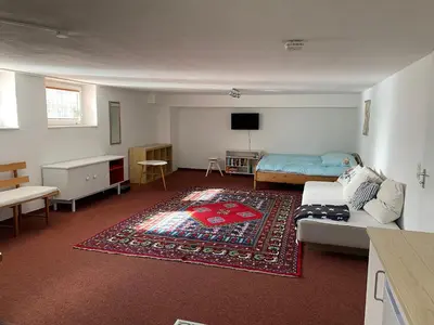 Ein Bett oder Betten in einem Zimmer der Unterkunft AirB33 Apartment Munich privat with little terrace