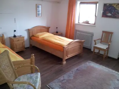 Ein Bett oder Betten in einem Zimmer der Unterkunft Ferienwohnung Haulle, Kreuth-Scharling am Tegernsee