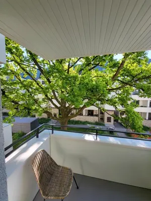 Ein Balkon oder eine Terrasse in der Unterkunft NewSuite-Englischen Garten 2 Zimmer Apartment
