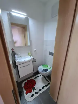 Ein Badezimmer in der Unterkunft Moderne Unterkunft - nah am Flughafen MUC und TU München