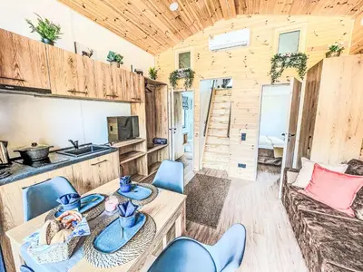 Küche/Küchenzeile in der Unterkunft Holiday Home Tiny Haus Glockenalm-Villa Maria by Interhome